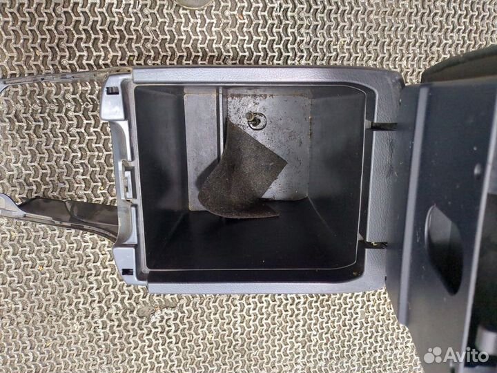 Консоль салона Toyota Land Cruiser Prado (120) , 2