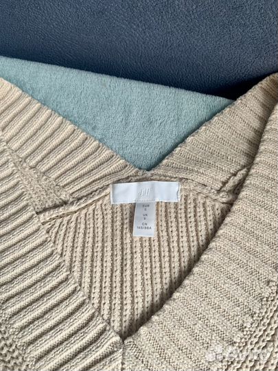 Жилет трикотажный удлиненный из хлопка бежевый H&M