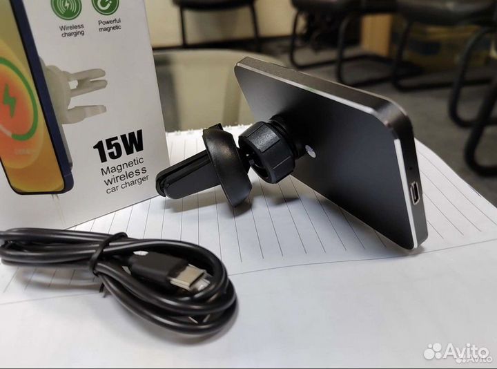 Автомобильная зарядка magsafe для iPhone