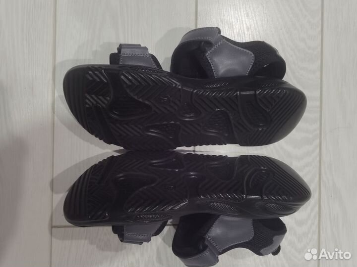 Сандалии детские для мальчиков