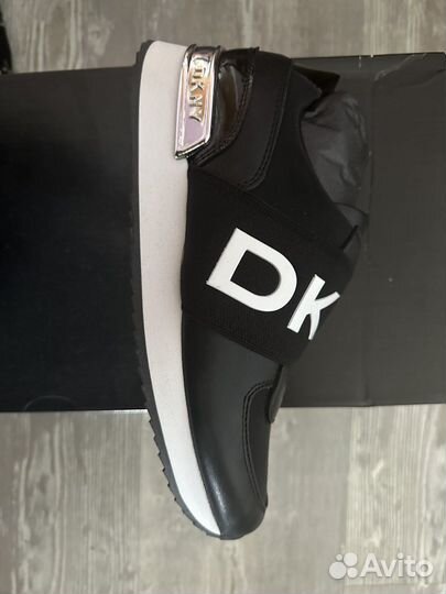 Кроссовки женские dkny