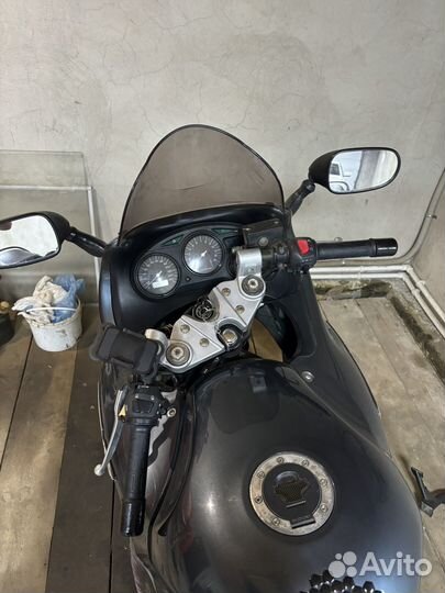 Suzuki gsx 750