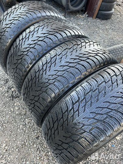 Nokian Tyres Hakkapeliitta R3 SUV 275/50 R20