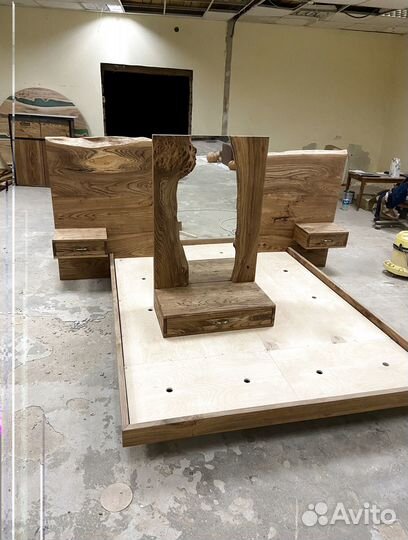 Мебель из массива дерева