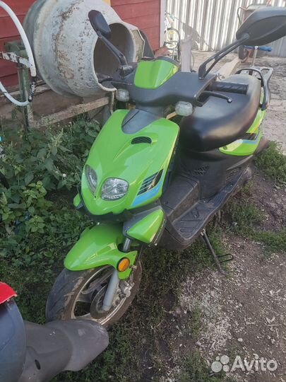 Продам скутер бу с документами