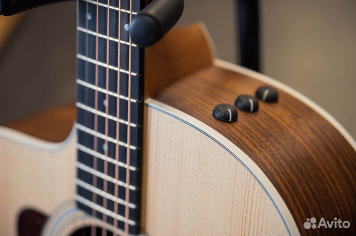 Taylor 214CE LH леворукий (Grand Auditorium)