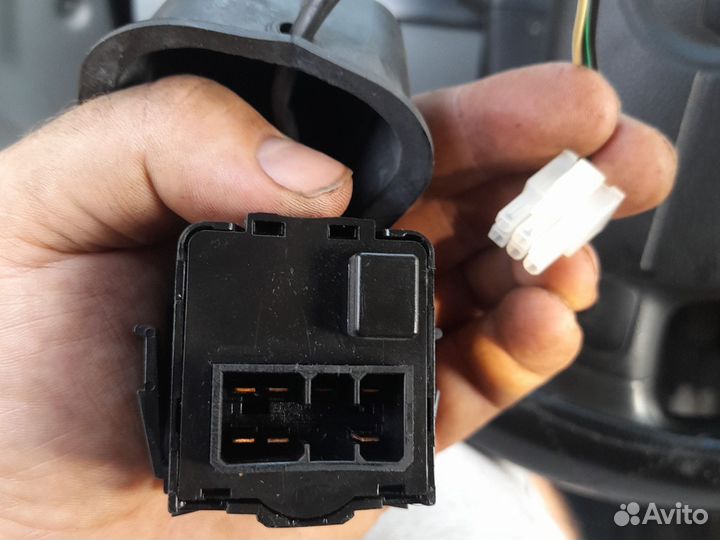 Подрульный переключатель поворота