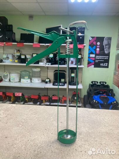 Пистолет для герметика