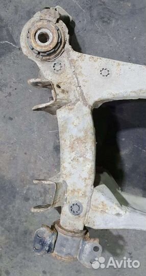 Подрамник задний gx90 jzx90 lx90 Mark2