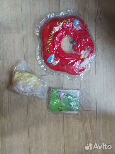 Круг на шею для купания, горка