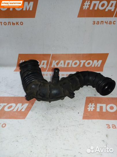 Патрубок воздушного фильтра Ford Transit 7