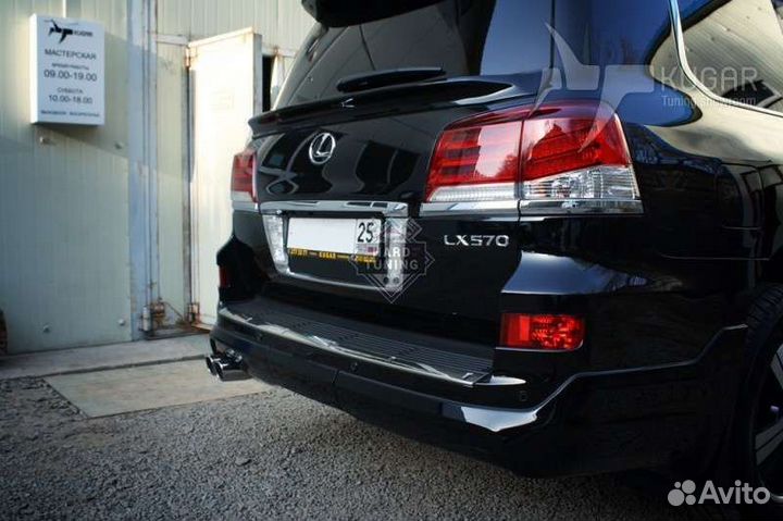 Спойлер средний черный Lexus LX570 08-15