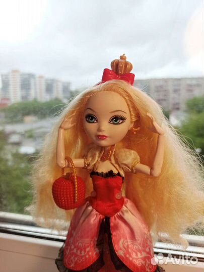 Эппл Вайт базовая кукла Эвер Афтер Хай