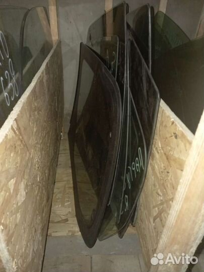 Стекло Двери Рено Логан 1 Ларгус Переднее заднее