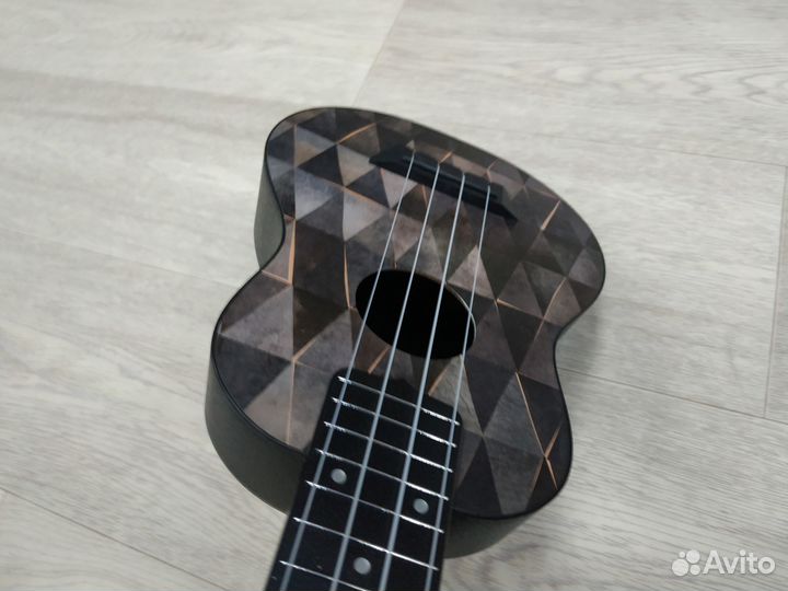 Укулеле Flight