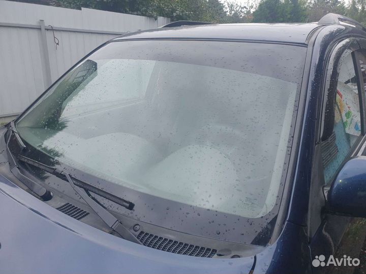 Левые боковые стекла на чери тиго 2010г