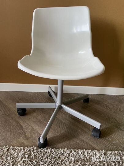 Компьютерный стул детский IKEA