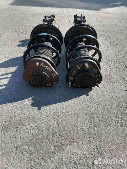 Стойки амортизаторы Toyota Corolla NZE 120 2004 г