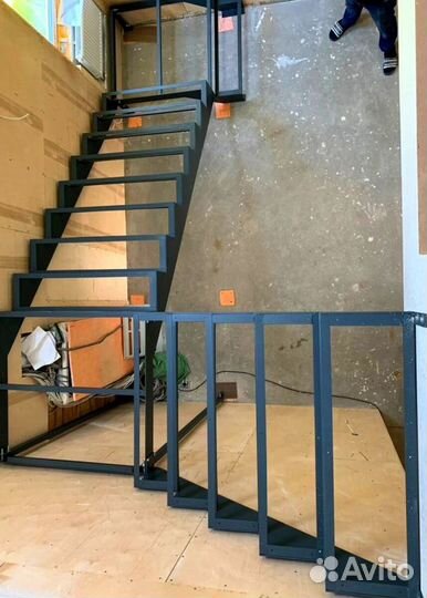 Лестница на монокосоуре