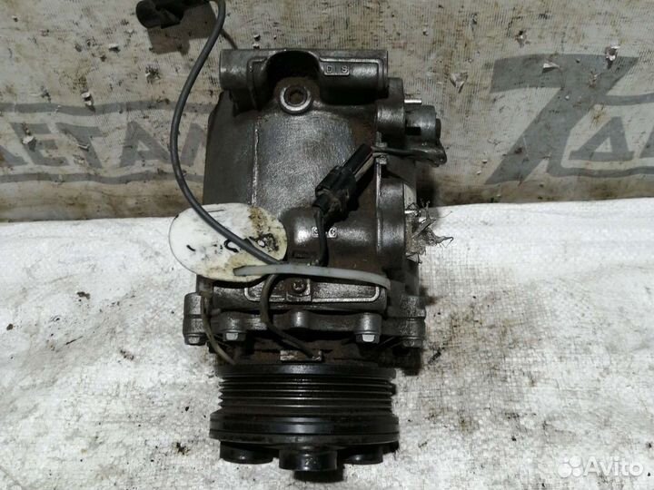 Компрессор кондиционера Mitsubishi Lancer Cedia