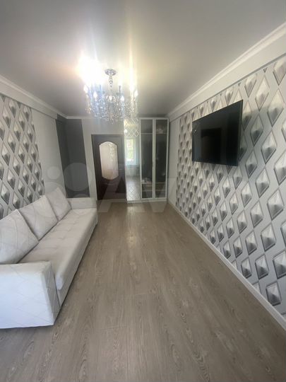 2-к. квартира, 57 м², 4/5 эт.