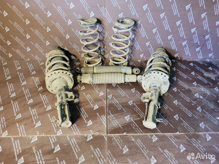 Стойка амортизатора kia rio 3 в сборе