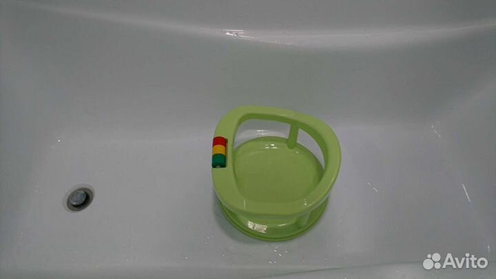Стульчик для купания ребенка на присосках