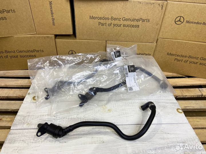 Клапан вентиляции картерных газов для M271