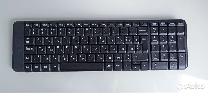 Беспроводная клавиатура Logitech k220