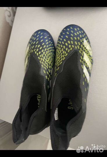 Бутсы adidas predator freak 46 размер