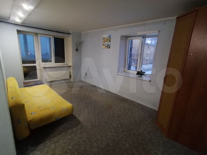 2-к. квартира, 40 м², 2/3 эт.