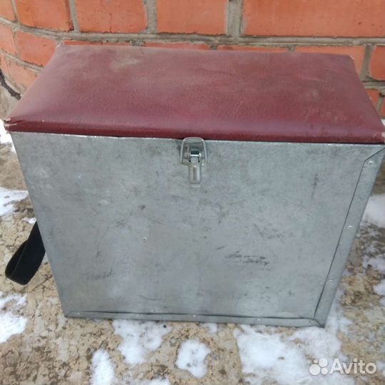 Зимний рыболовный ящик