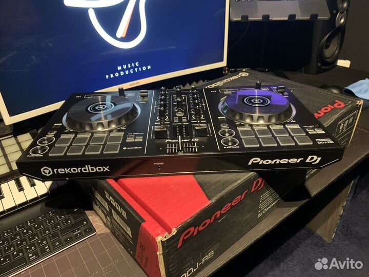 Dj контроллер Pioneer DDJ-RB