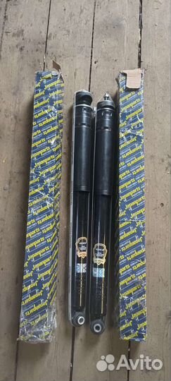 Мерседес 211. Стойки амортизатора задние