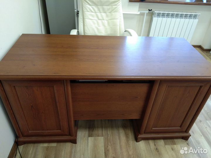 Стол руководителя