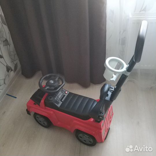 Детская машинка каталка