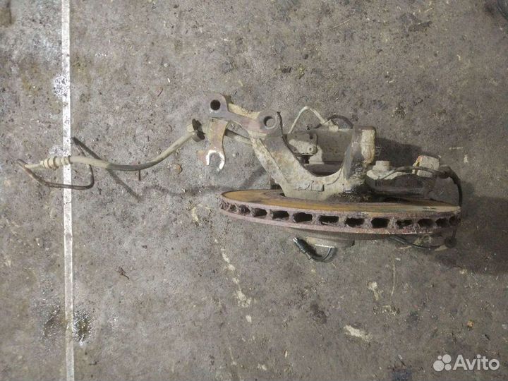 Кулак передний левый правый Renault Espace IV 2003