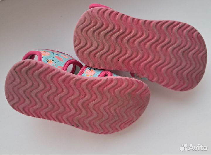 Сандалии для девочки