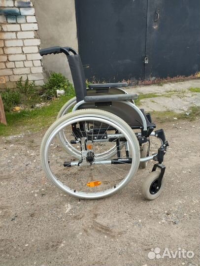 Инвалидная коляска складная бу