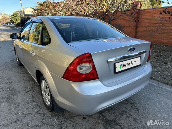 Ford Focus 1.6 МТ, 2009, 243 200 км