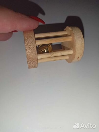 Клетки,кормушки для птиц,игрушки,домик грызунов