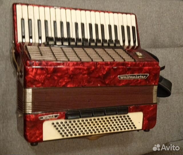 Аккордеон weltmeister 4/4