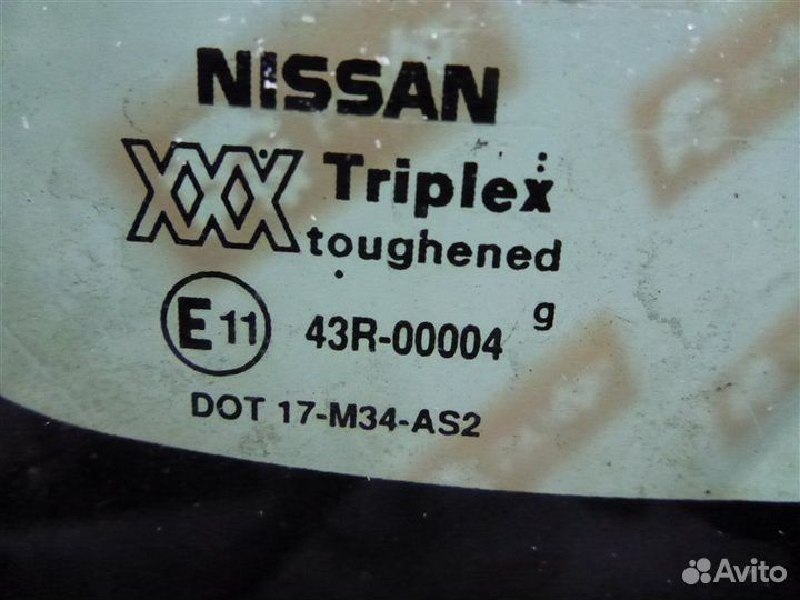 Стекло заднее Nissan Primera P10 CR20 1993