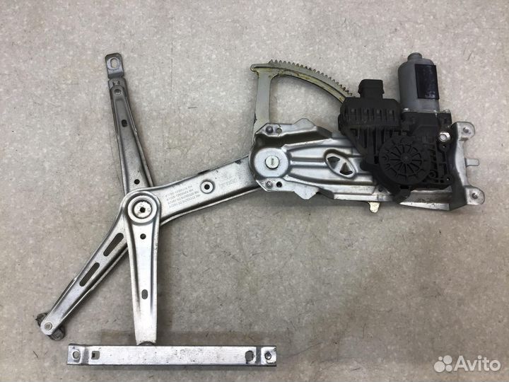 Стеклоподъемник электр. передний правый Opel Astra