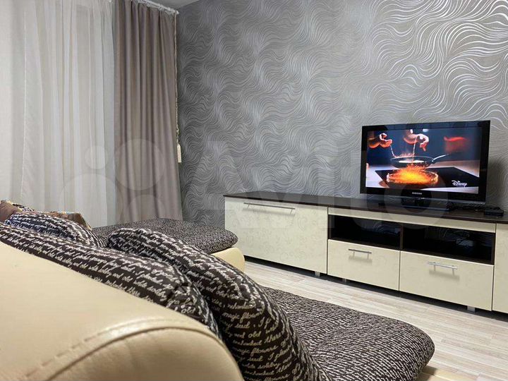 2-к. квартира, 58 м², 9/9 эт.