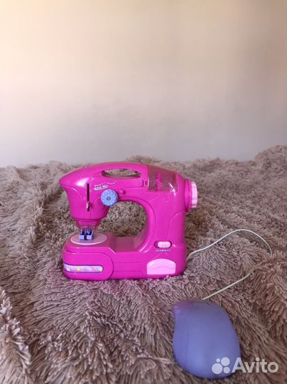 Детская швейная машинка