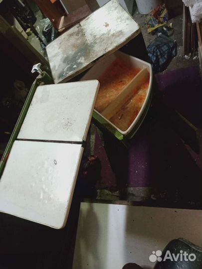 Ящик для инструмента на колесах