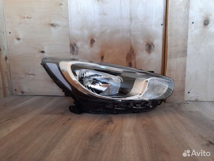 Фара Hyundai Solaris