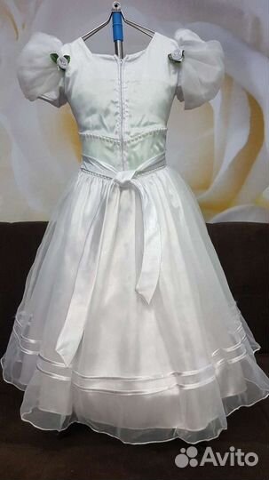 Платье праздничное