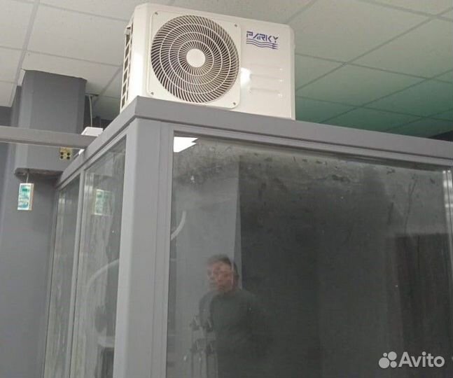 Сплит-система для холодильной камеры